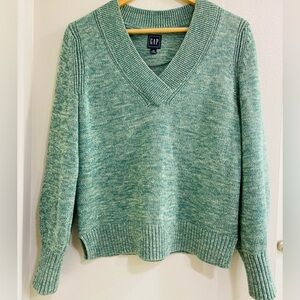 GAP Women's Teal V-Neck Sweater